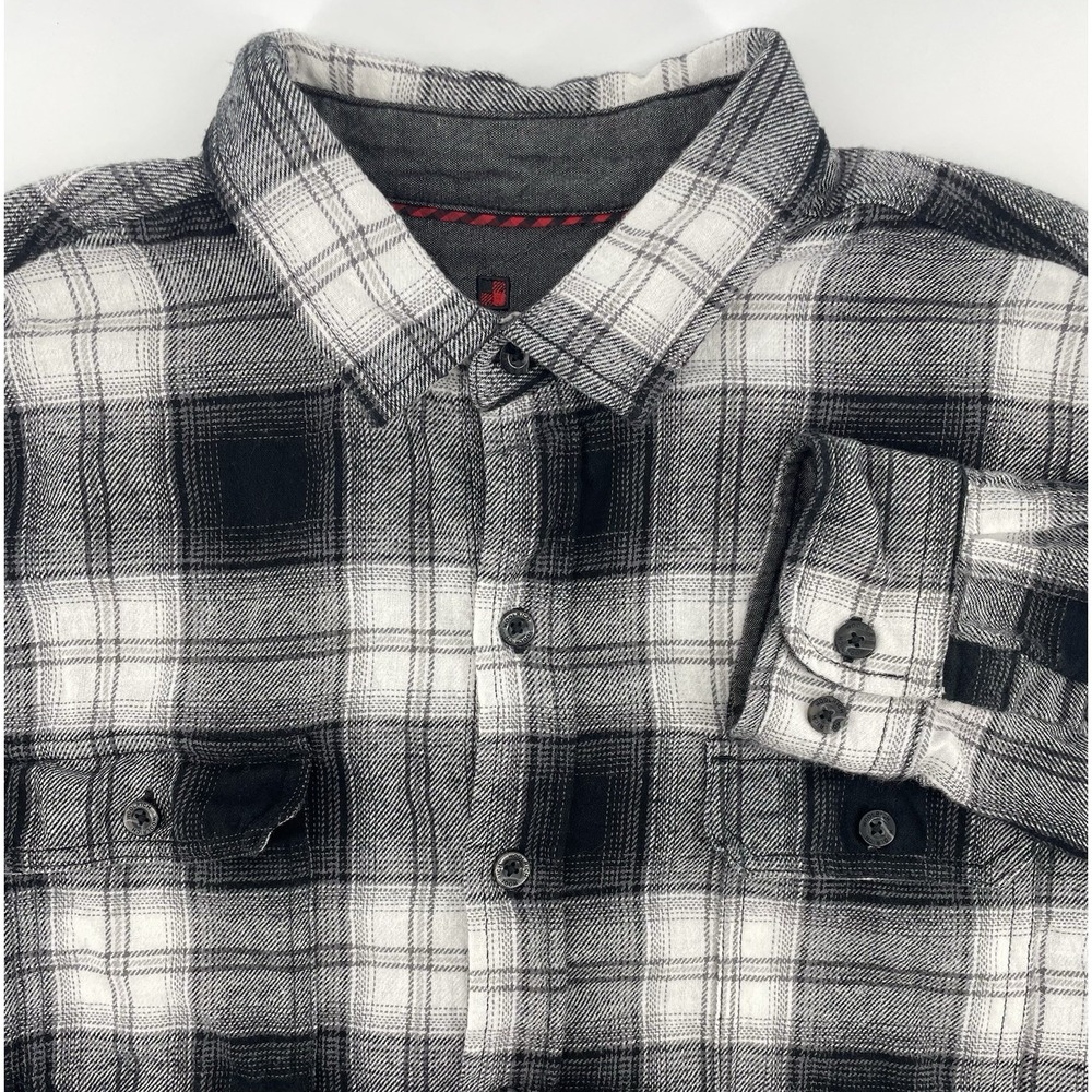 Woolrich Button Down Shirt Mens XL Black White Plaid Flannel Long Sleeve Outdoor